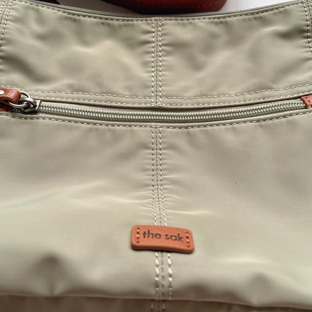 The Sak Green Nylon Casual Cross Body Purse - Picture 2 of 8